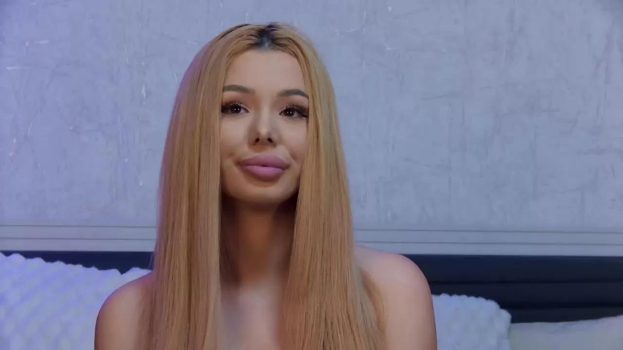 AriannaVoss on Streamray 