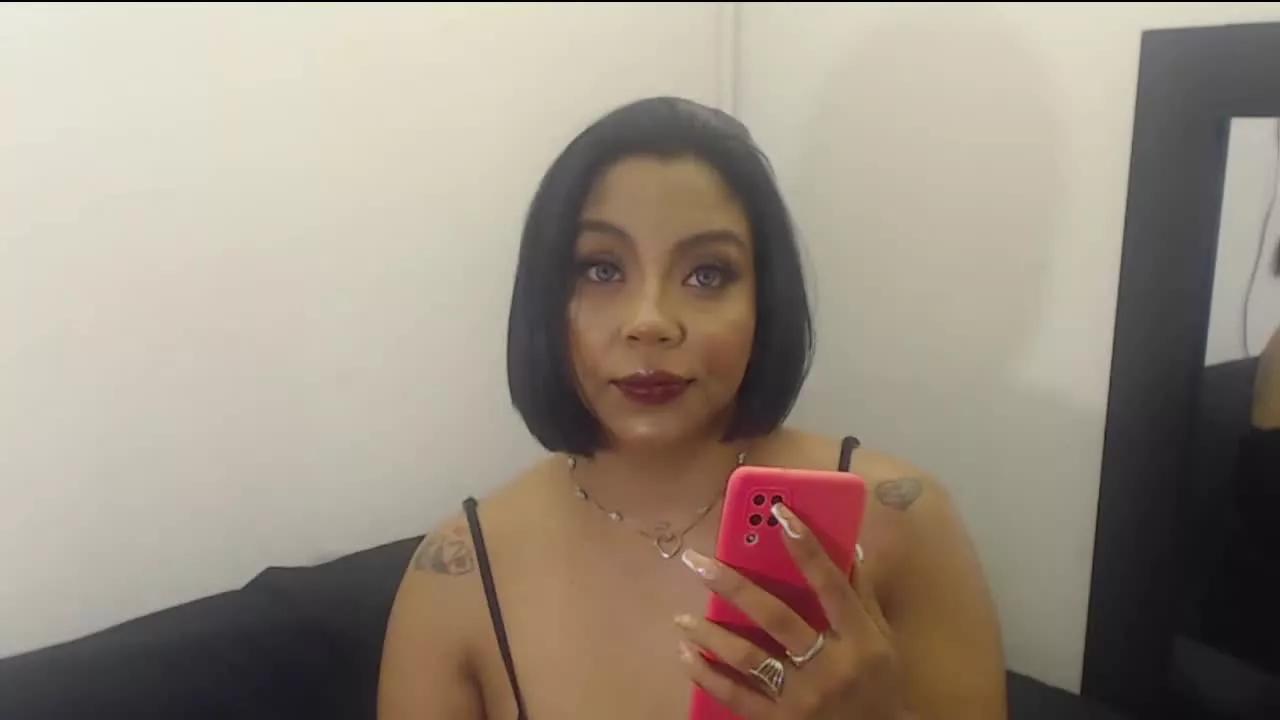 dalma_hayek on Streamray 