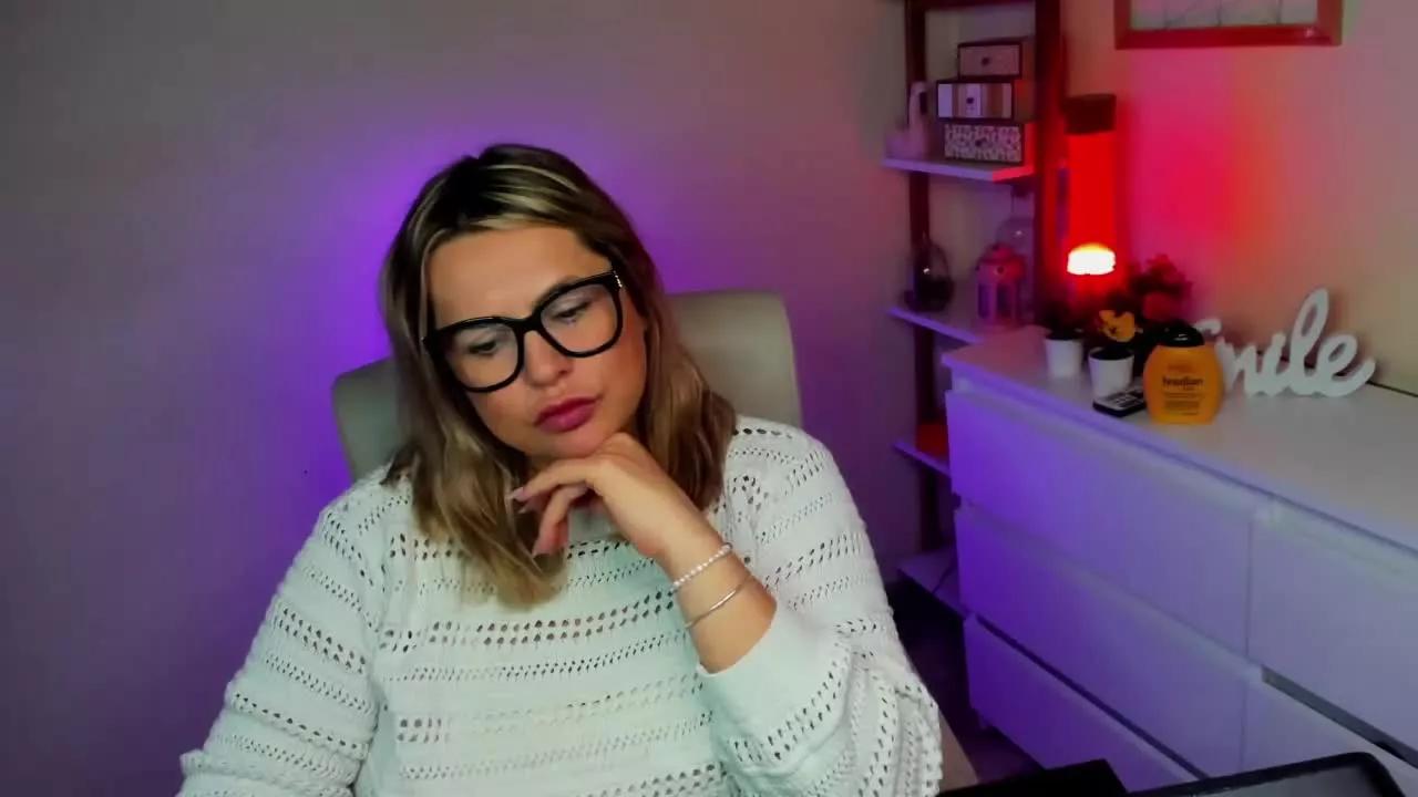 DianaTease on Streamray 