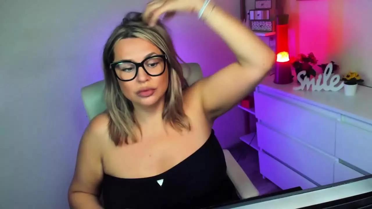 DianaTease on Streamray 