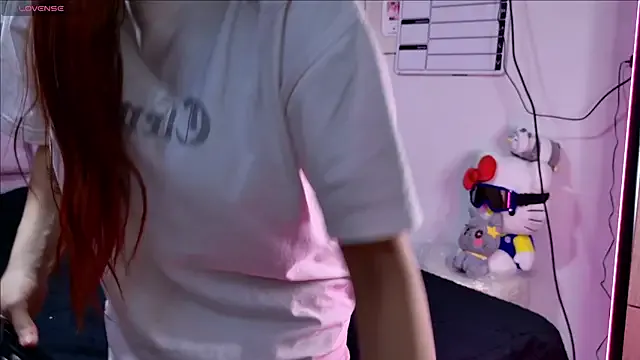 -SofiValentinaA model from StripChat