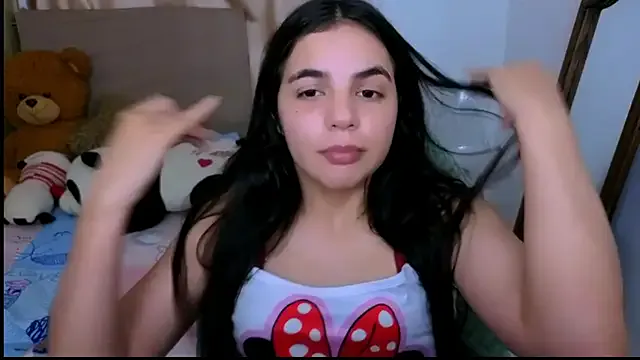 _elenna on StripChat