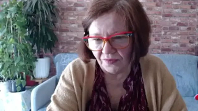 Adelewildx model from StripChat