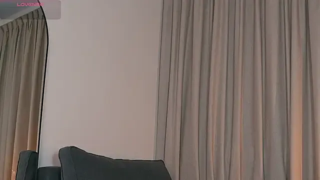 Alison_Miller9 model from StripChat