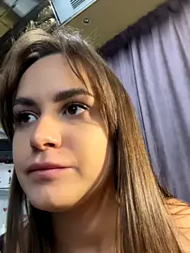 AllaTousNew on StripChat