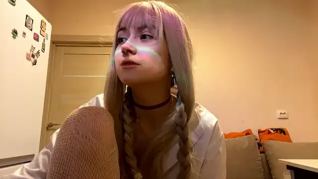 AllegraStaffieri model from StripChat