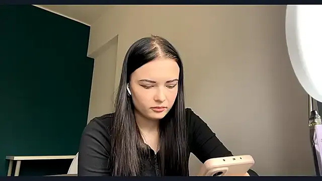 AmbientInvalid model from StripChat