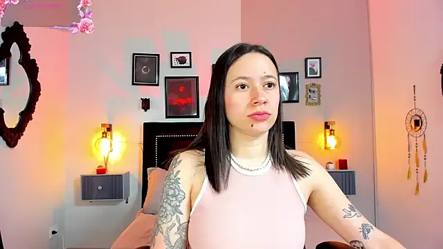 Annie_Petters on StripChat