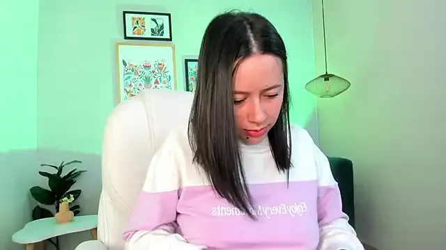 Annie_Petters on StripChat