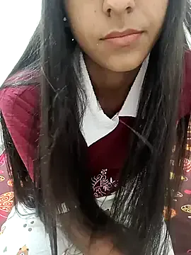 aushi_rajput model from StripChat