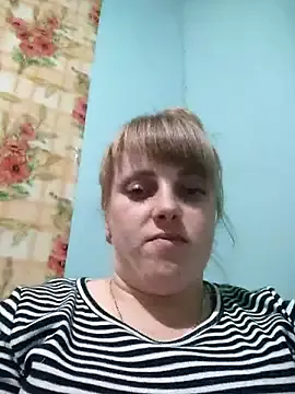 CoddessCrystal on StripChat