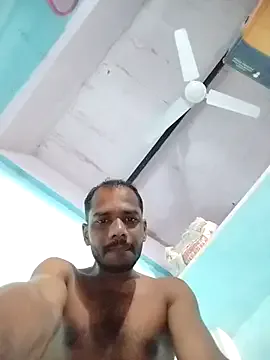 Daddyishere_19 model from StripChat