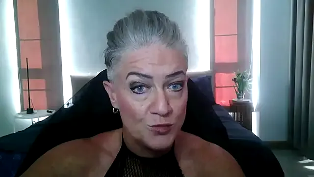Devon2020 model from StripChat