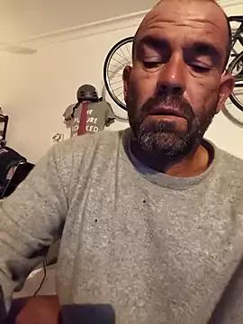 DJUX from StripChat is Freechat