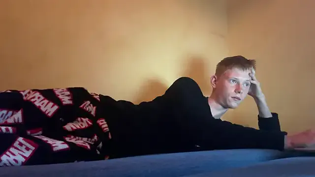 dreamy_devi1 model from StripChat