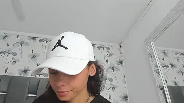 StripChat Ehotloveaxxx is Freechat Ehotloveaxxx — I'm at Home and My family is outside shh