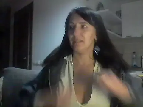 Elena48324 on StripChat