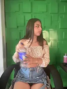 Emily-teen