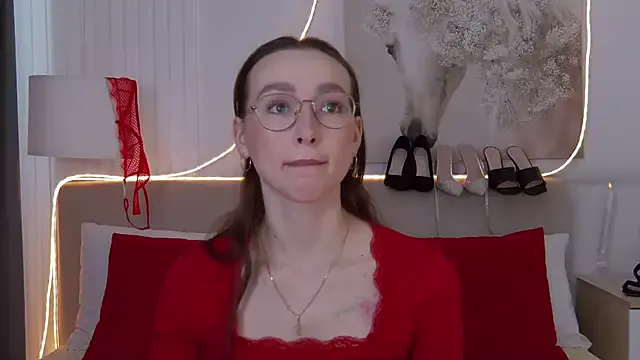 Emily_Simon model from StripChat