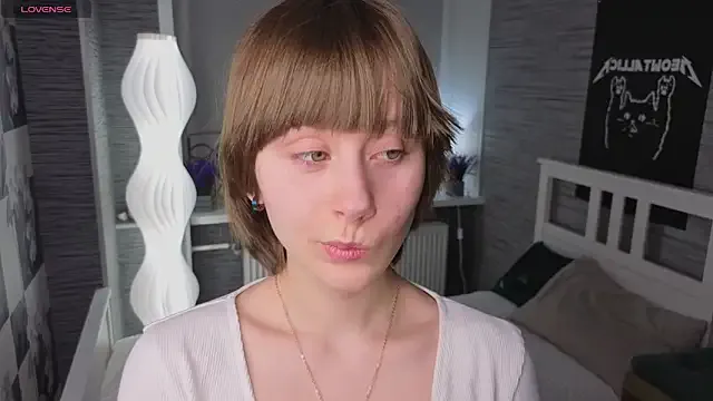 EthalBuffkin model from StripChat