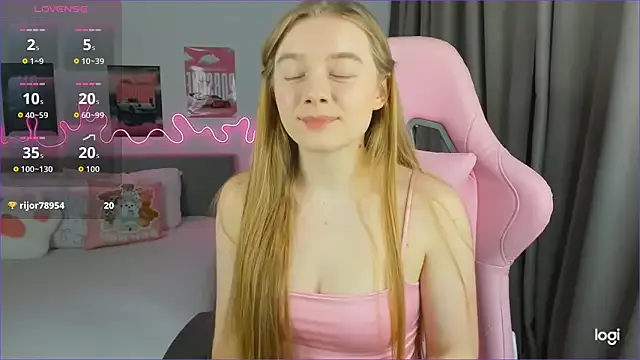 EvaRaee model from StripChat