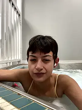 FaiiryArii on StripChat