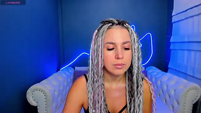 Fire__Dancer model from StripChat