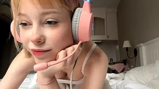 FlowMia on StripChat 