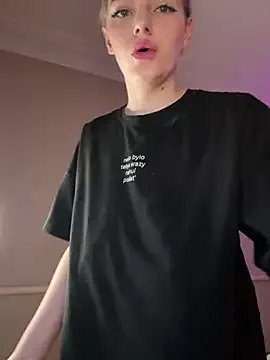 HugeBoobsAlice — SQUIRT FOUNTAIN 