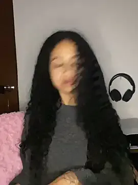 jadee8 model from StripChat