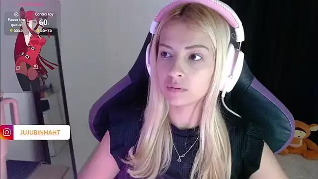 jujubinhahot on StripChat 