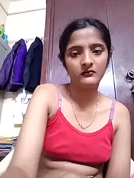 KittyBby14 on StripChat