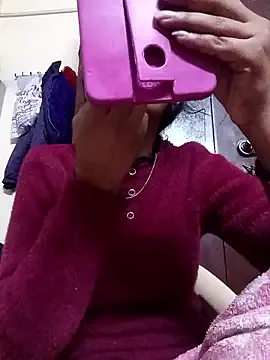 KittyBby14 on StripChat