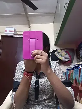 KittyBby14 on StripChat