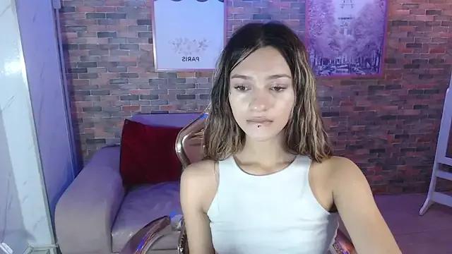 Laurita_b on StripChat 