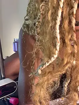 Liincostelloo on StripChat 