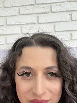 Lina_twin from StripChat is Freechat