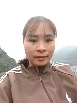 LoveShae_XYX model from StripChat