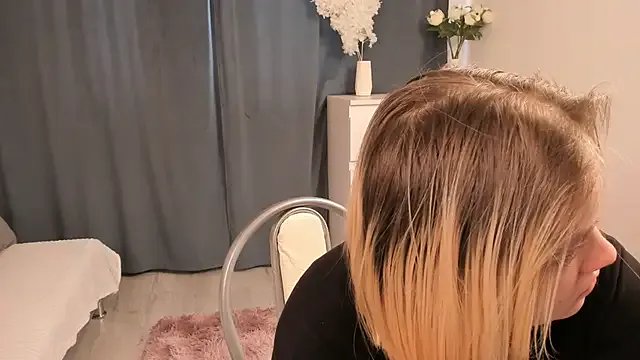 MariamGravert's avatar