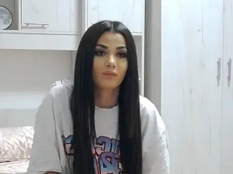 MayaMadison's avatar