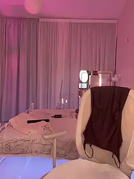 Meliazz model from StripChat