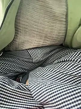 miss_moonikaa — Threesome fuck ass and pussy