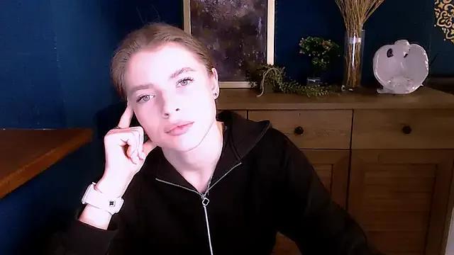 MissOliviaa_ — to make me happy and smiled