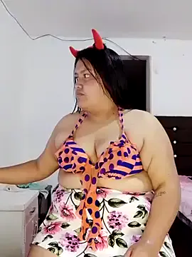 natt-bigass on StripChat 