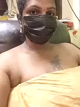 poojaa-rani on StripChat