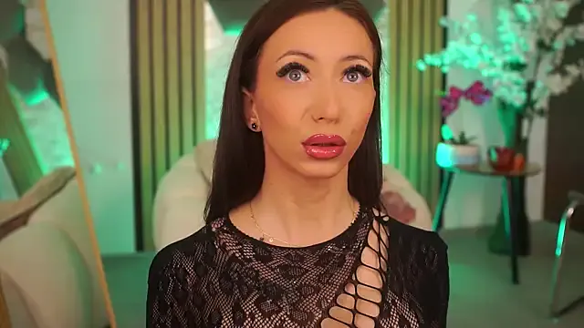 RubyFever model from StripChat