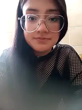 StrawberryPink_'s avatar