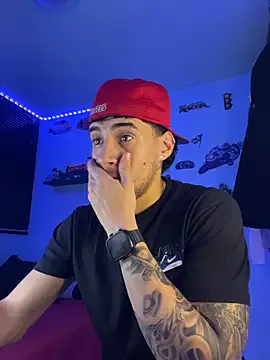 TOMAS_CONOR model from StripChat