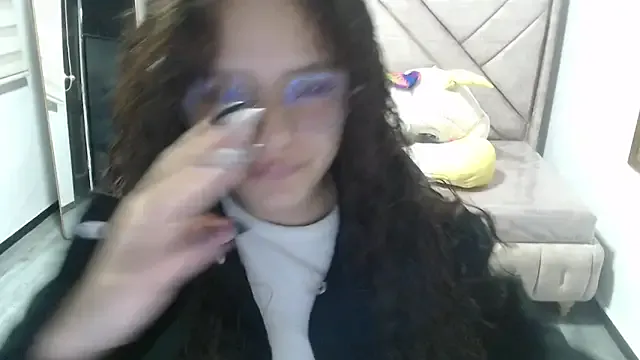 Velvet_Moon_V on StripChat 