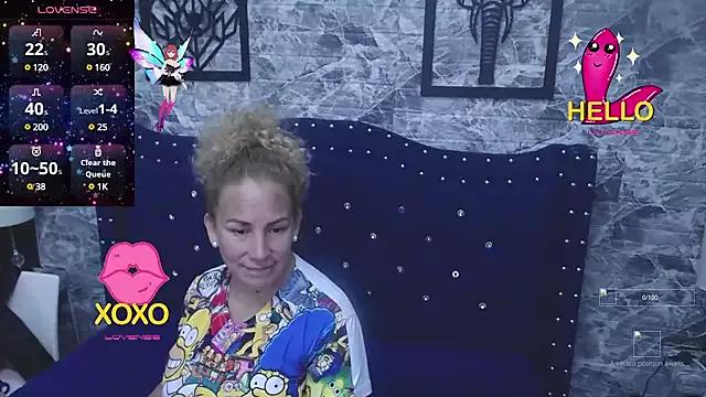 vickycute52 on StripChat 